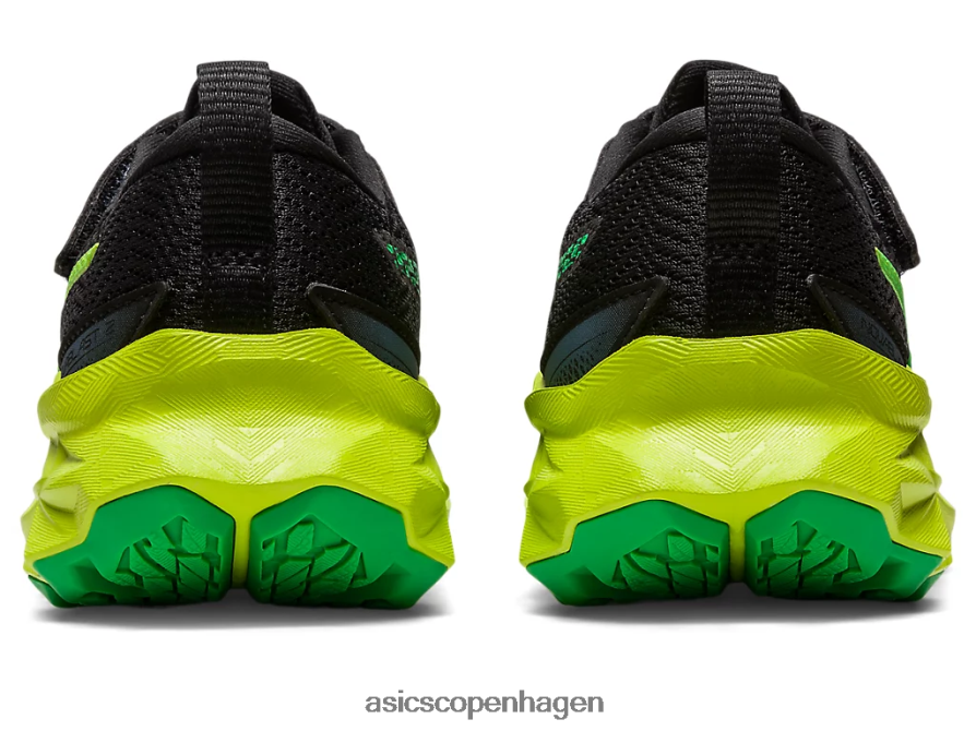 Asics novablast 2 førskole sort/limeskal Z206F64224