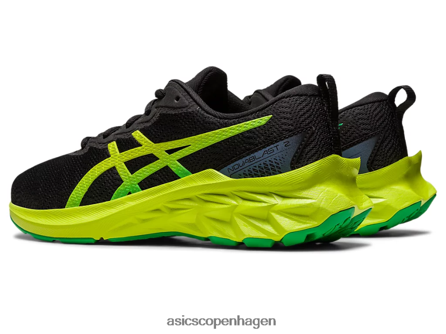 Asics novablast 2 klasse skole sort/limeskal Z206F64309