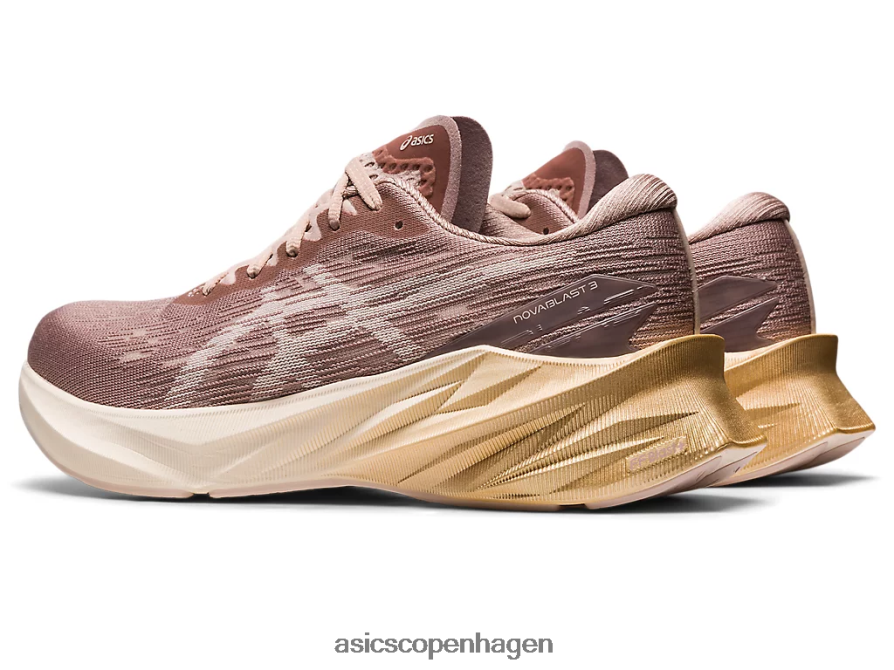 Asics novablast 3 fawn/mineral beige Z206F62428