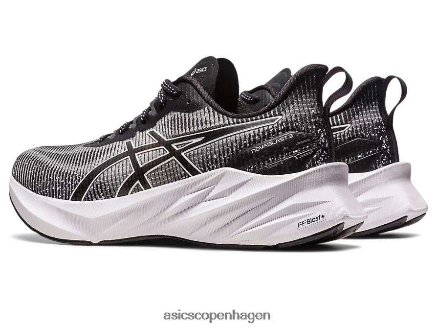 Asics novablast 3 le hvid sort Z206F62268
