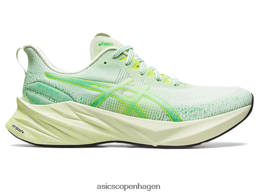 Asics novablast 3 le hviske grøn/koriander Z206F6110