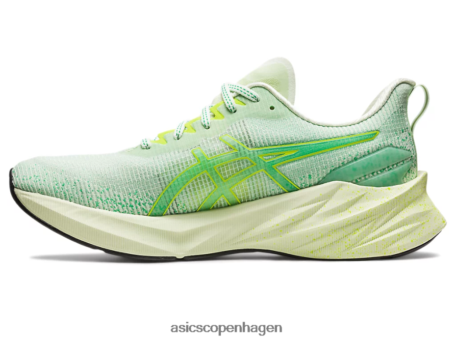 Asics novablast 3 le hviske grøn/koriander Z206F6110