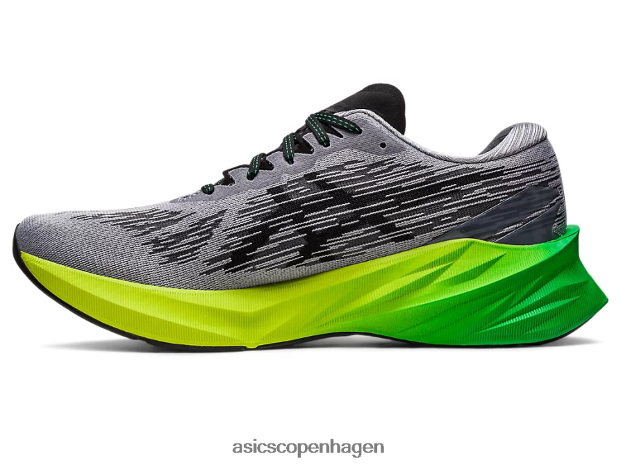 Asics novablast 3 sheet rock/sort Z206F6344