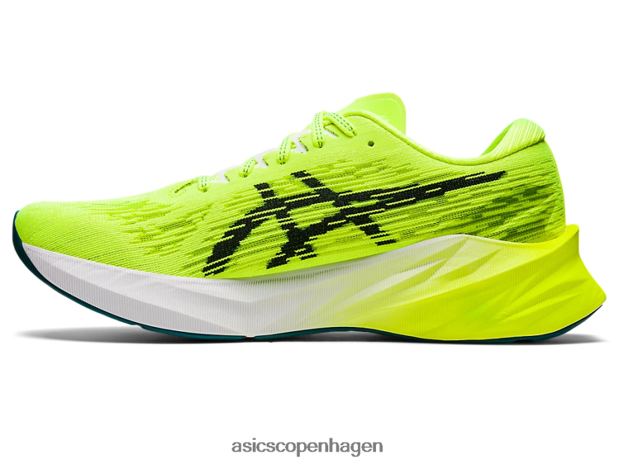Asics novablast 3 sikkerhedsgul/sort Z206F61007