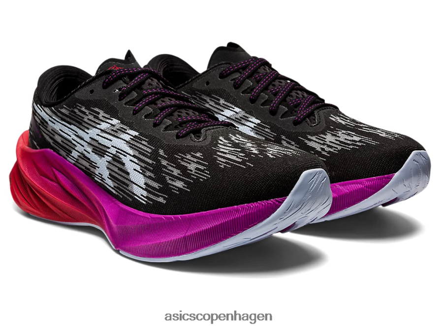 Asics novablast 3 sort/blød himmel Z206F62865