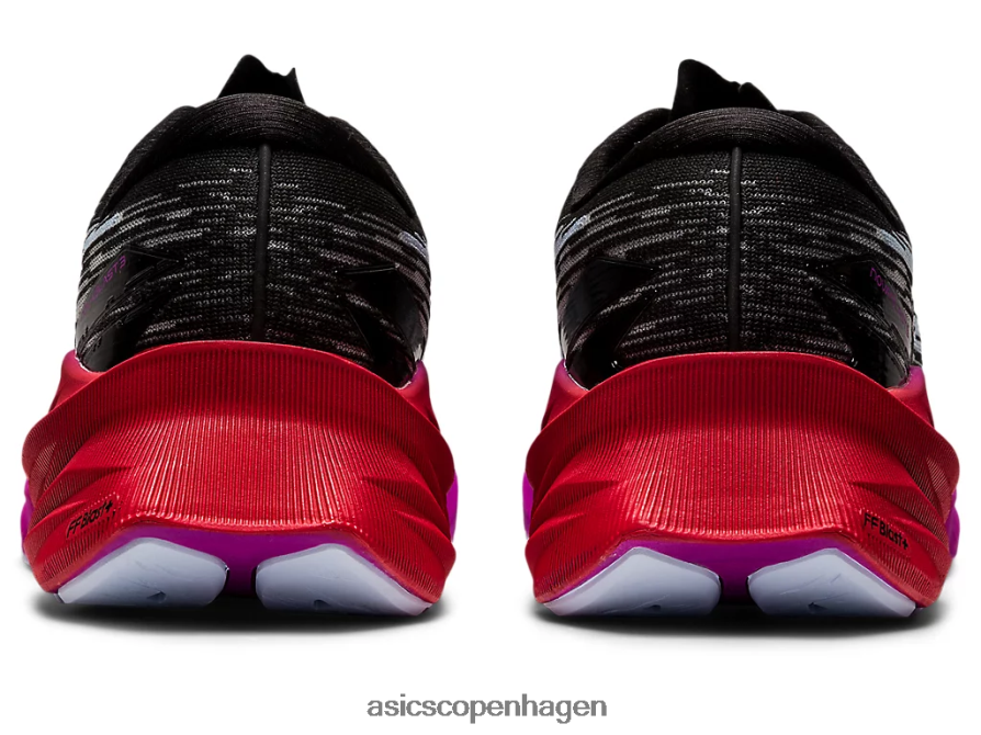 Asics novablast 3 sort/blød himmel Z206F62865