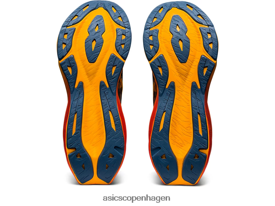 Asics novablast 3 sort/rav Z206F6939